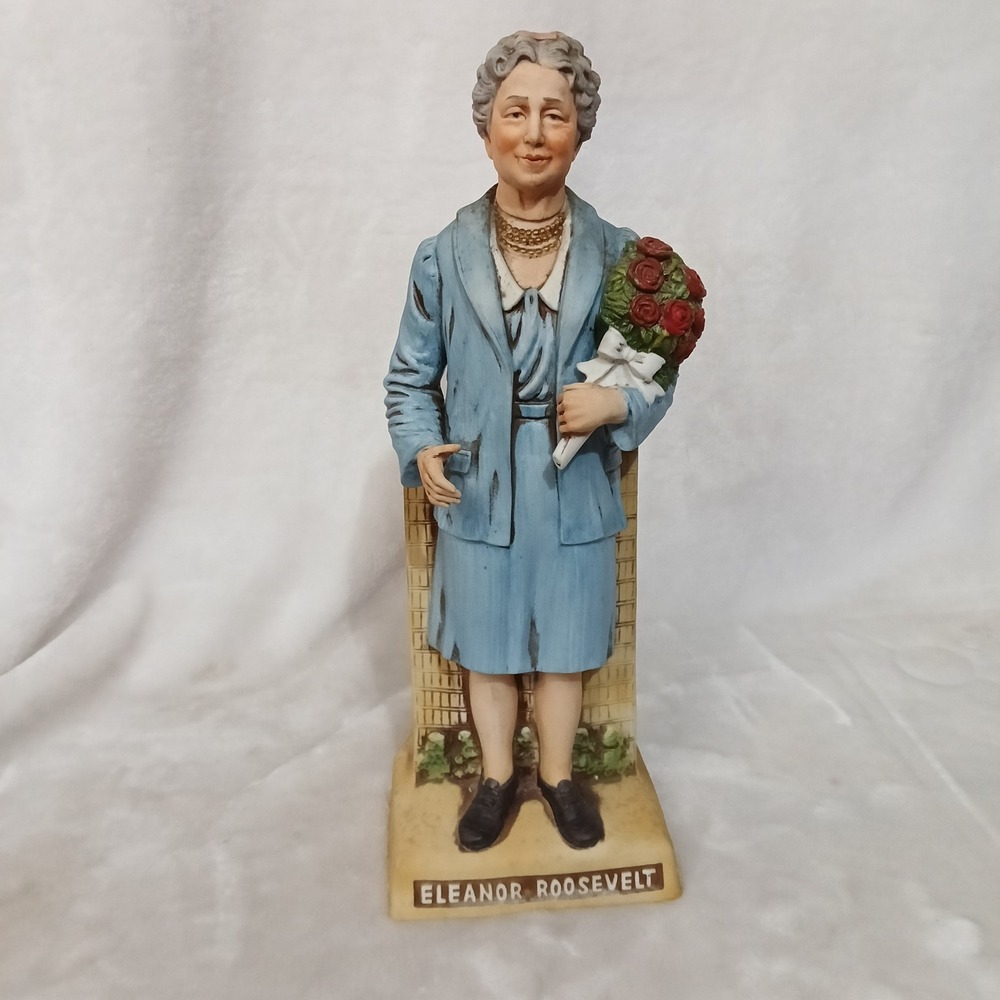 Vintage McCormick Eleanor Roosevelt Whiskey Decanter Figurine UN Flag 12"